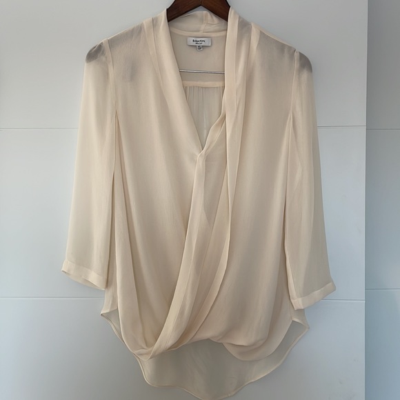 Babaton Beau Blouse in Cream 100% silk size xxs - Picture 2 of 6